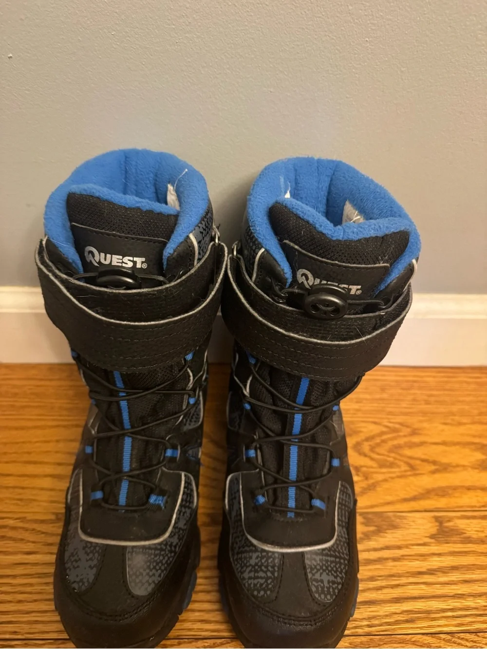 Youth/kids Quest snow boots